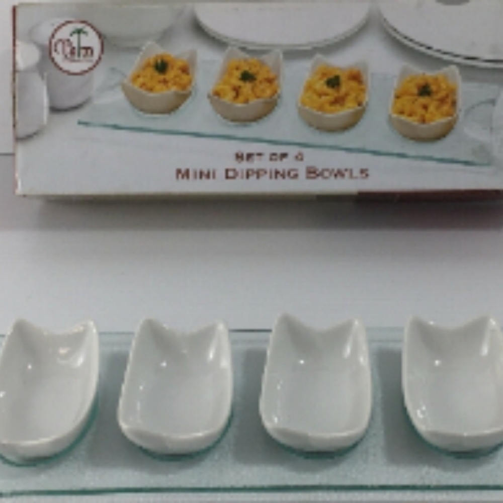 Palm Restaurant Set of 4 Mini Dipping Bowls.